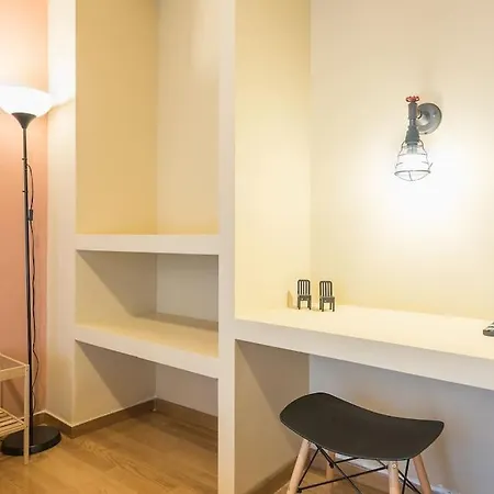 Rest Sleep Repeat By Museum-2 Apartment Athens